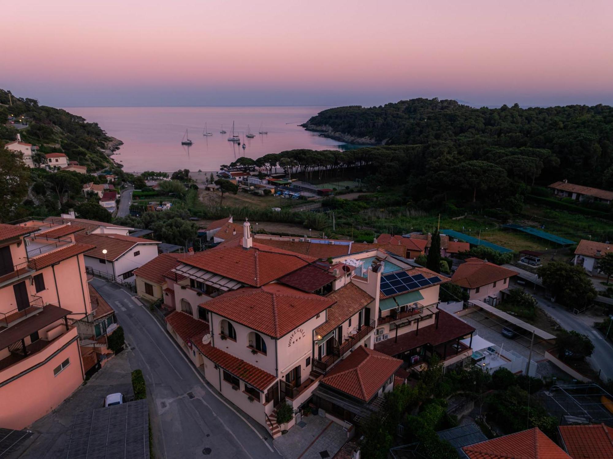 Hotel Galli - Wellness & Spa Fetovaia Kültér fotó