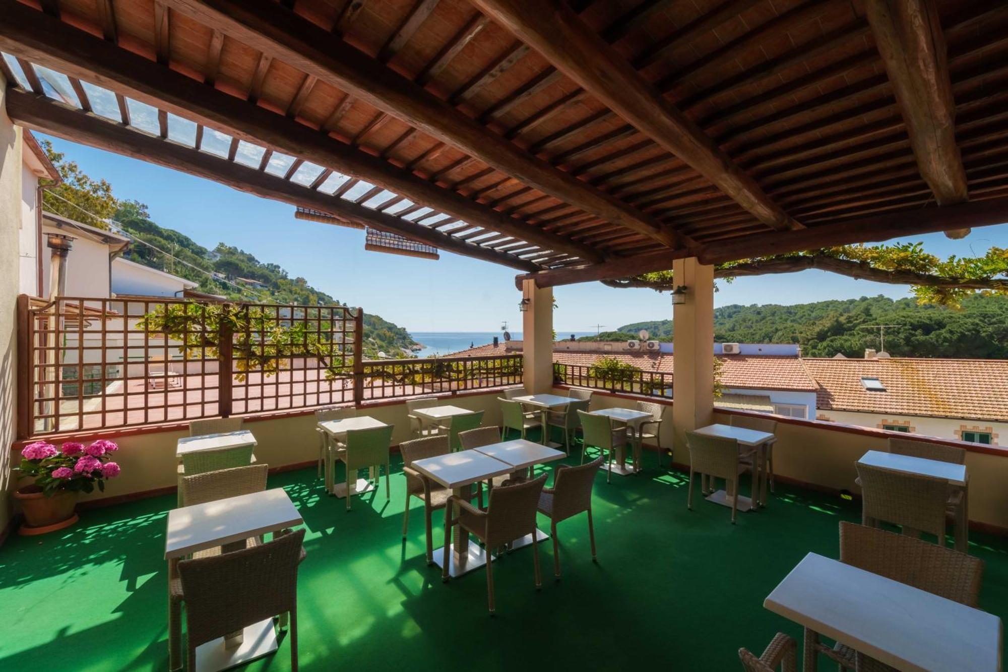 Hotel Galli - Wellness & Spa Fetovaia Kültér fotó